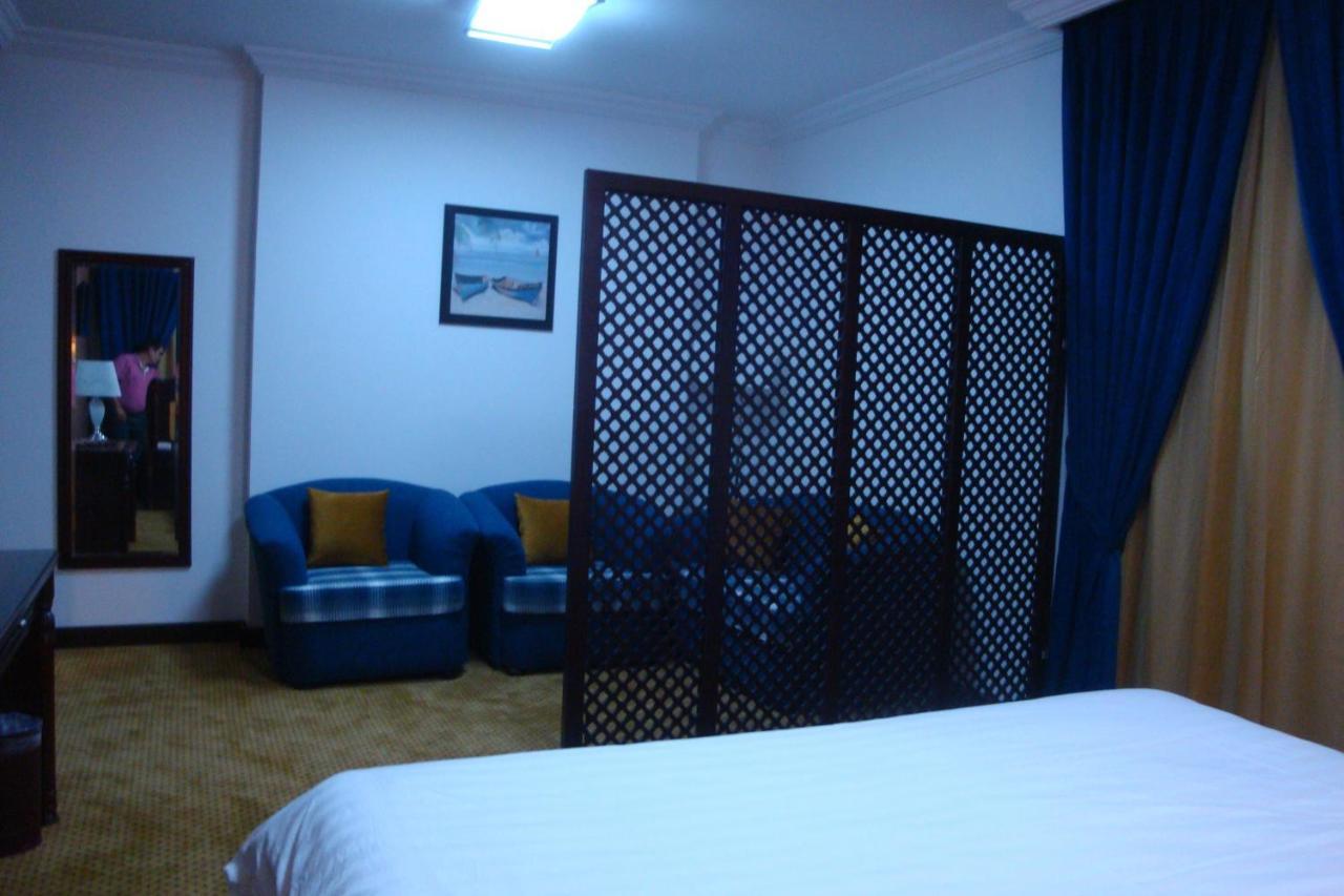 Alolayan Plaza Hotel Mecca Room photo